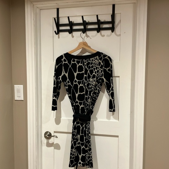 Robin K Dress - Picture 4 of 4